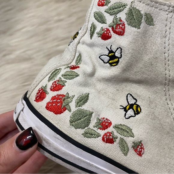 Converse White Strawberry Embroidered Berries and Bees High Top Sneakers - Picture 6 of 16